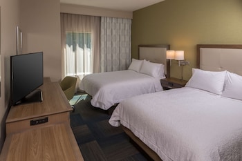 Room, 2 Queen Beds, Accessible, Non Smoking (Hearing)