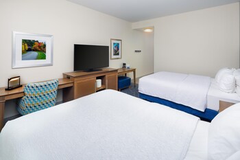 Room, 2 Queen Beds, Hearing Accessible (Hearing)