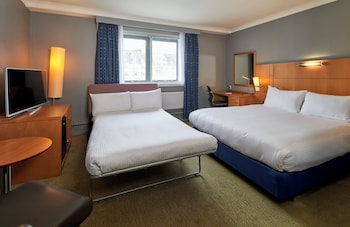 Premium Room, 1 Queen Bed with Sofa bed