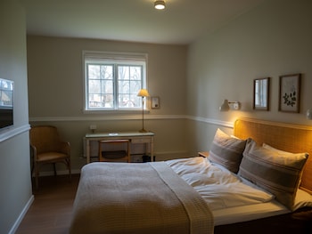 Standard Single Room, 1 Double Bed, Non Smoking
