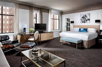 Executive Room, 1 King Bed with Sofa bed