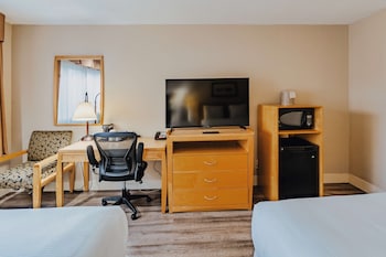 Suite, 2 Queen Beds, Non Smoking, Kitchenette