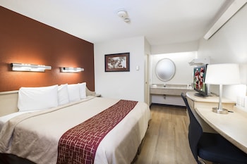 Deluxe Room, 1 King Bed, Non Smoking