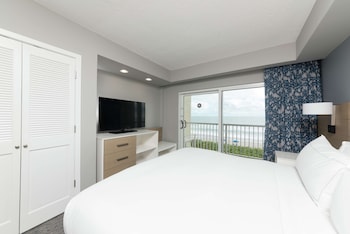 Room, 1 King Bed, Oceanfront