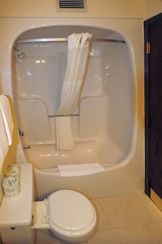 Standard Room, 2 Queen Beds, Non Smoking