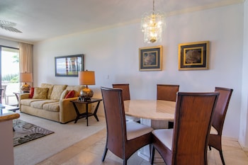 Villa, 1 Bedroom (Golf 16T5 Gold Fairway View, 1.5 Bath)