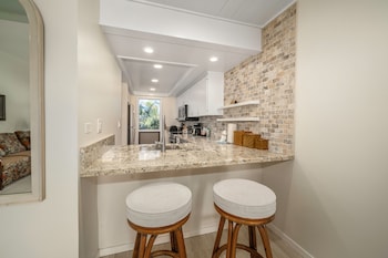 Villa, 1 Bedroom, Ocean View (Ridge 1222, 2Bath)