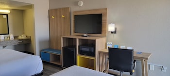Standard Room, 2 Queen Beds