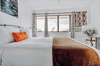 Condo, 2 Bedrooms, Kitchen