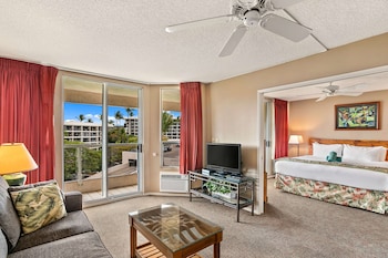 Suite, 1 Double Bed, Partial Ocean View (Comp)