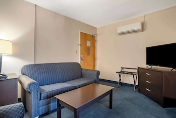 Suite, Multiple Beds, Non Smoking