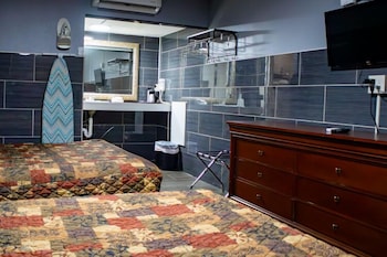 Basic Room, 2 Double Beds