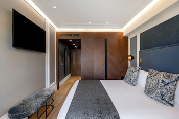 Premium Double Room, Balcony, City View