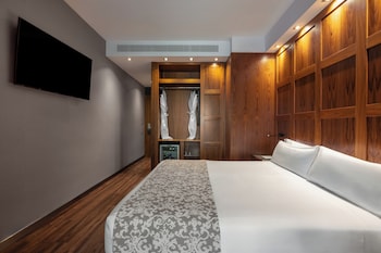 Premium Room (Pool)