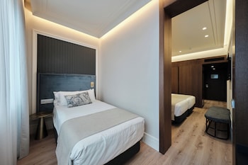 Premium Triple Room (3 adults)