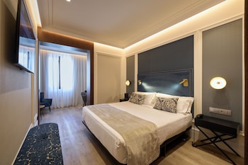 Premium Double Room Single Use, City View