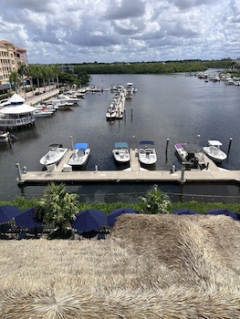 Luxury Double Room, 2 Double Beds, Bay View