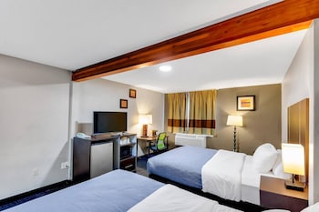 Standard Room, 2 Queen Beds, Non Smoking