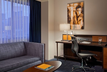 Room, 1 King Bed, Accessible, Bathtub