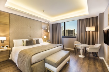 Suite, 1 Bedroom (Terrace Access)