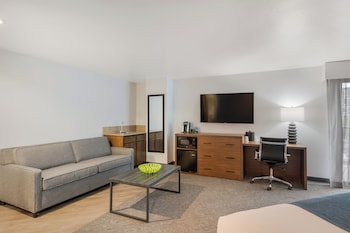 Franklin Studio Suite, 1 King Bed with 1 Sofa Bed