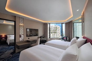 Renovated Classic Connecting Rooms