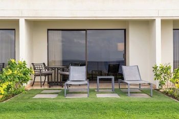 Moana Oceanfront Lanai 2 Double