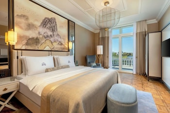 Suite, 1 Bedroom, Balcony, Lake View
