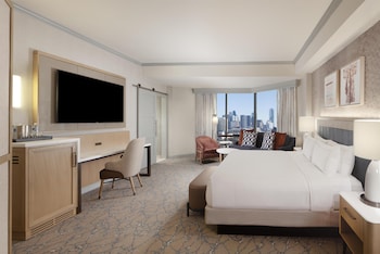 Room, 1 King Bed, Corner