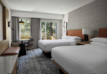 Room, 2 Double Beds, Balcony