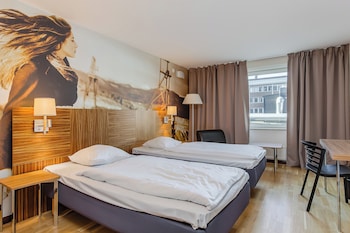 Twin Room, Non Smoking (Compact)