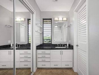 Condo, 1 Bedroom, Ocean View (12E)