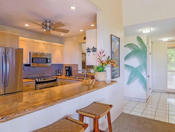 Condo (51D)