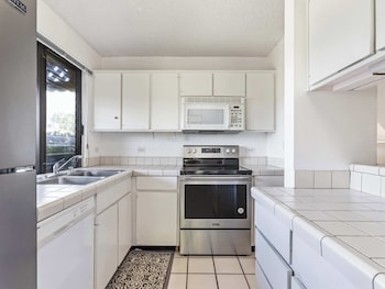 Condo, 1 Bedroom, Garden View (11A)