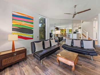 Condo, 2 Bedrooms, Garden View (3A)