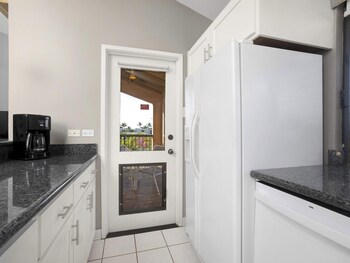 Condo, 1 Bedroom, Ocean View (12E)