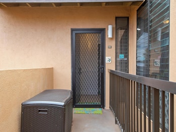 Condo, 1 Bedroom, Garden View (52D)