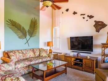 Condo (51D)