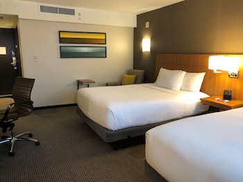Room, Multiple Beds, Accessible, Bathtub