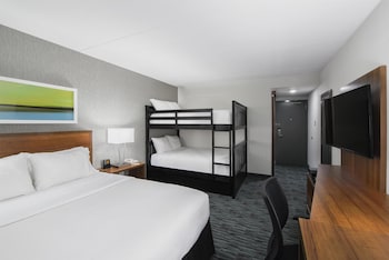 Standard Room, Multiple Beds, Non Smoking