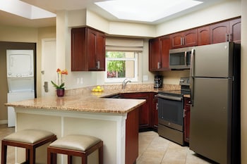 Villa (Mobility Accessible, Roll-In Shower)