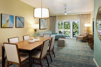 Villa (Mobility Accessible, Roll-In Shower)