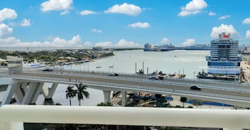 2 Doubles Tower Cruise Port View with Balcony