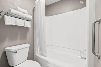 Room, 1 King Bed, Mobility Accessible, Non Smoking (Bathtub w/ Grab Bars)