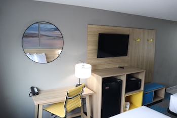 Room, 2 Queen Beds, Non Smoking