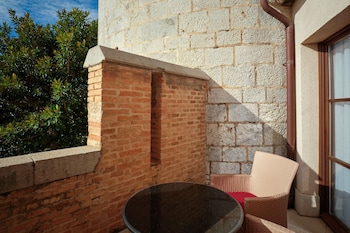 Classic Suite, 1 Bedroom, Balcony, Resort View (Balcony)