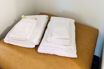 Room, 1 Queen Bed, Accessible, Non Smoking (Mobility)