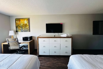 Deluxe Room, 2 Double Beds, Non Smoking