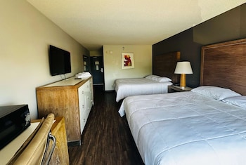 Deluxe Room, 2 Double Beds, Non Smoking