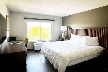Room, 1 King Bed, Accessible, Non Smoking (Mobility)